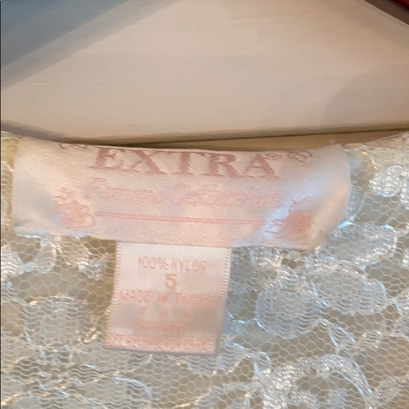 Vintage 90s lace dress - Picture 6 of 10